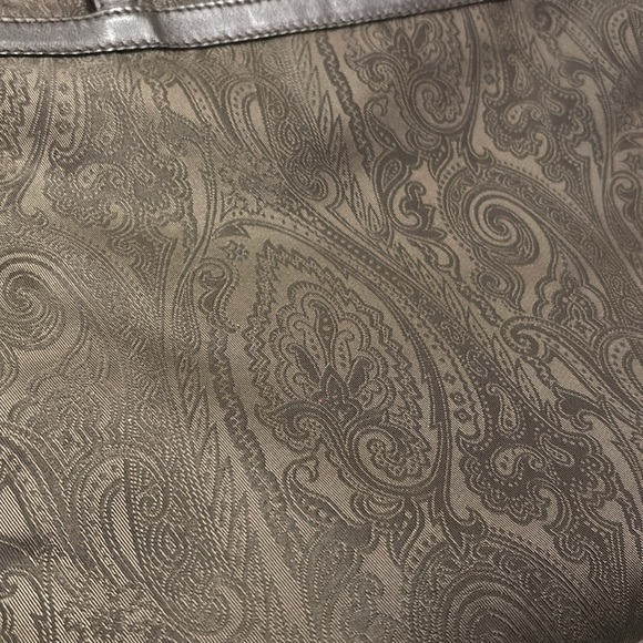 Etro Tote in EUC!!!! Made in Italy! - Picture 16 of 16